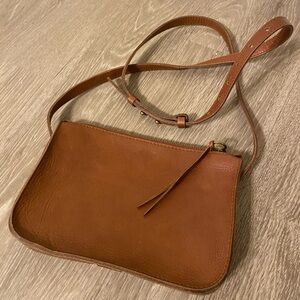 The Simple Crossbody bag in English Saddle by Madewell
